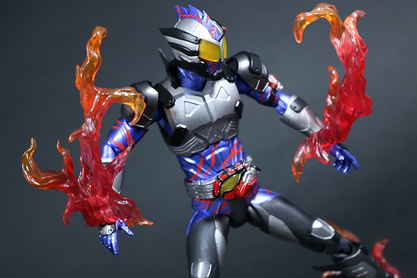 S.H.フィギュアーツ　仮面ライダーアマゾンネオ　Amazon限定版　レビュー