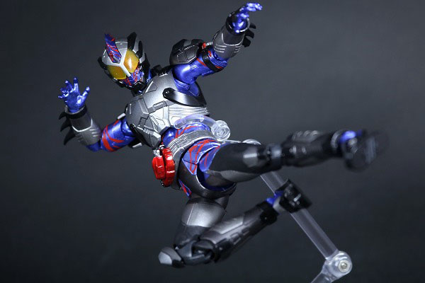 S.H.フィギュアーツ　仮面ライダーアマゾンネオ　Amazon限定版　レビュー　アクション 