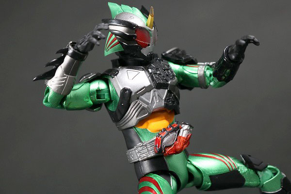 S.H.フィギュアーツ　仮面ライダーアマゾン ニューオメガ　レビュー　アクション