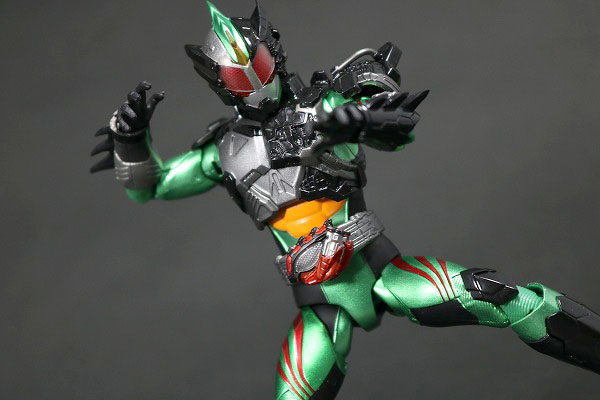 S.H.フィギュアーツ　仮面ライダーアマゾン ニューオメガ　レビュー　アクション 