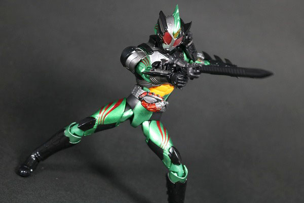 S.H.フィギュアーツ　仮面ライダーアマゾン ニューオメガ　レビュー　アクション 