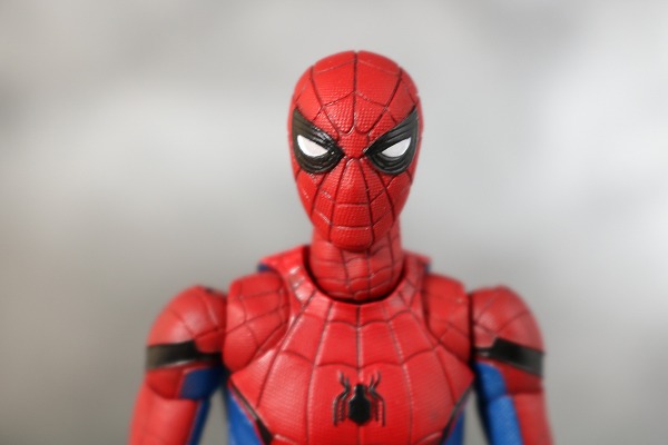 MAFEX　スパイダーマン　ホームカミング　レビュー　付属品 