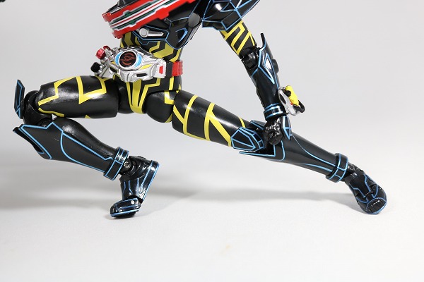 S.H.フィギュアーツ　仮面ライダードライブ　タイプスペシャル　レビュー　可動 