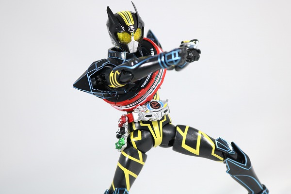 S.H.フィギュアーツ　仮面ライダードライブ　タイプスペシャル　レビュー　アクション 