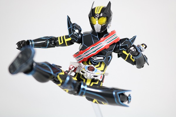 S.H.フィギュアーツ　仮面ライダードライブ　タイプスペシャル　レビュー　アクション