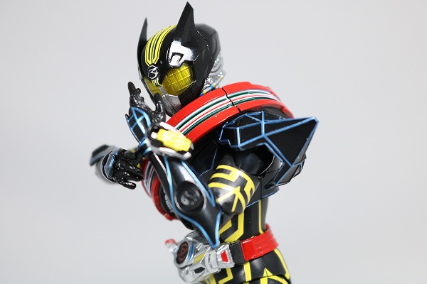 S.H.フィギュアーツ　仮面ライダードライブ　タイプスペシャル　レビュー　アクション 