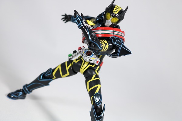 S.H.フィギュアーツ　仮面ライダードライブ　タイプスペシャル　レビュー　アクション