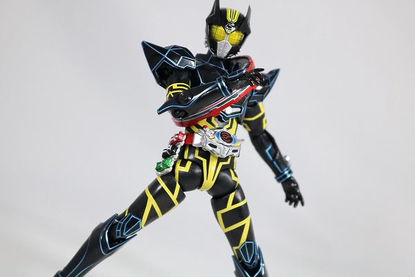 S.H.フィギュアーツ　仮面ライダードライブ　タイプスペシャル　レビュー　アクション 