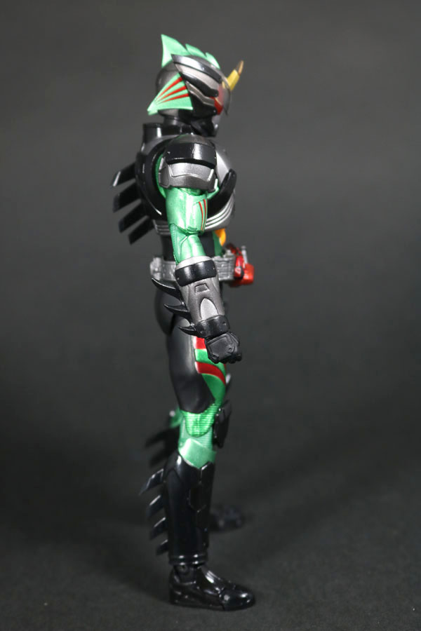 S.H.フィギュアーツ　仮面ライダーアマゾン ニューオメガ　レビュー　全身