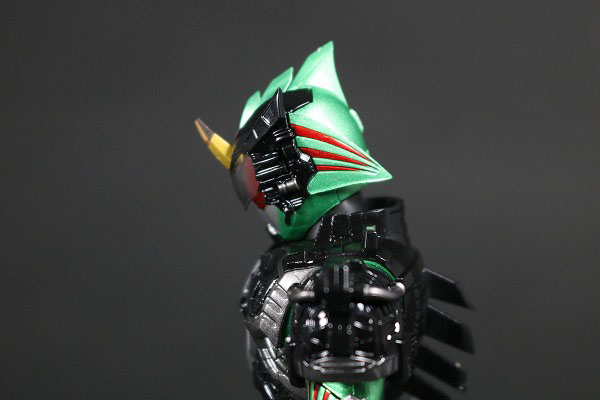 S.H.フィギュアーツ　仮面ライダーアマゾン ニューオメガ　レビュー　可動 