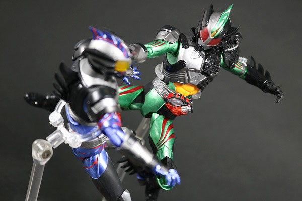 S.H.フィギュアーツ　仮面ライダーアマゾン ニューオメガ　レビュー　アクション 