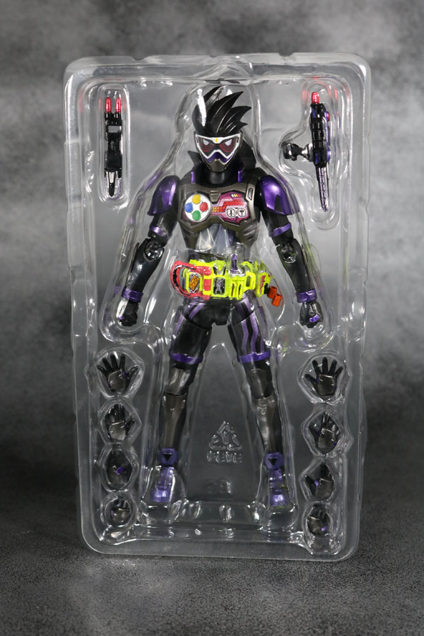 S.H.フィギュアーツ　仮面ライダーゲンム　アクションゲーマー　レベル2　スポーツゲーマ　 レビュー　箱　パッケージ