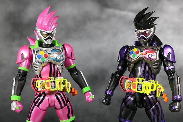 S.H.フィギュアーツ　仮面ライダーゲンム　アクションゲーマー　レベル2　スポーツゲーマ　レビュー　全身