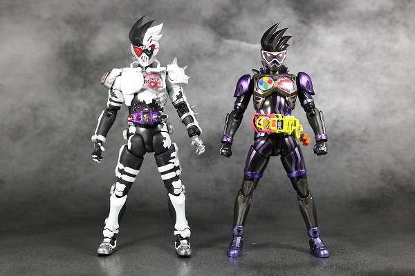 S.H.フィギュアーツ　仮面ライダーゲンム　アクションゲーマー　レベル2　スポーツゲーマ　レビュー　全身