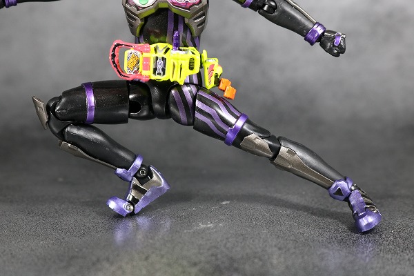 S.H.フィギュアーツ　仮面ライダーゲンム　アクションゲーマー　レベル2　スポーツゲーマ　レビュー　可動 