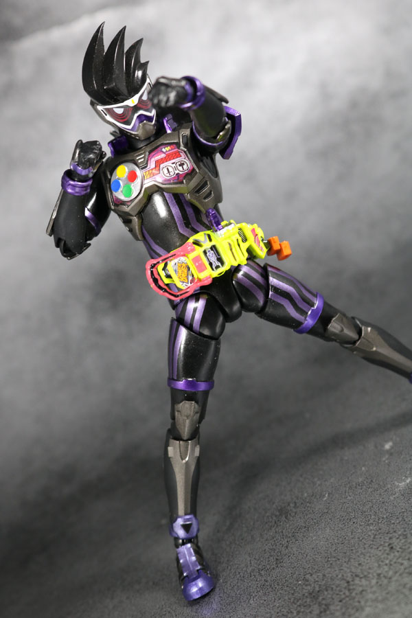 S.H.フィギュアーツ　仮面ライダーゲンム　アクションゲーマー　レベル2　スポーツゲーマ　レビュー　アクション 