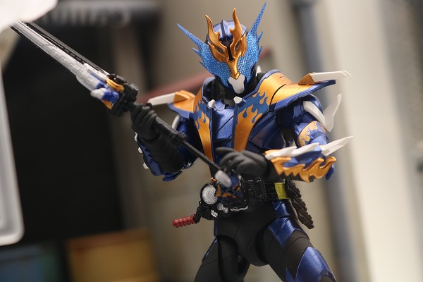 S.H.フィギュアーツ　仮面ライダービルド　仮面ライダークローズ　AKIBAショールーム　魂ネイション2017　アフター展示　レポート