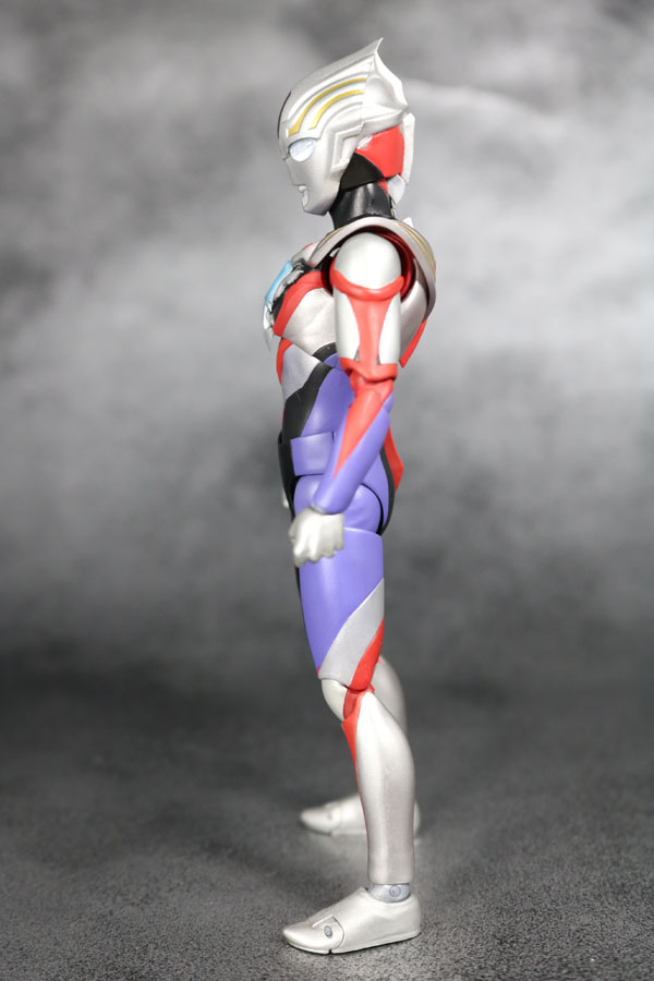 S.H.フィギュアーツ　ウルトラマンオーブ　スペシウムゼペリオン　 レビュー　全身