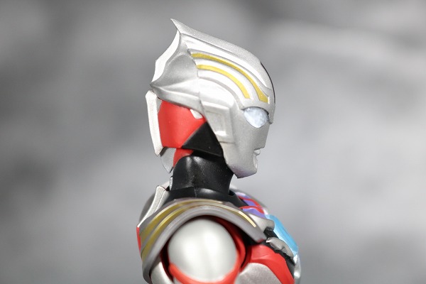 S.H.フィギュアーツ　ウルトラマンオーブ　スペシウムゼペリオン　レビュー　全身