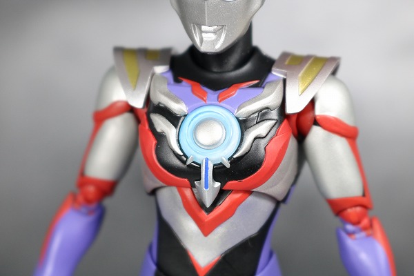 S.H.フィギュアーツ　ウルトラマンオーブ　スペシウムゼペリオン　レビュー　全身