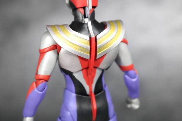 S.H.フィギュアーツ　ウルトラマンオーブ　スペシウムゼペリオン　レビュー　全身