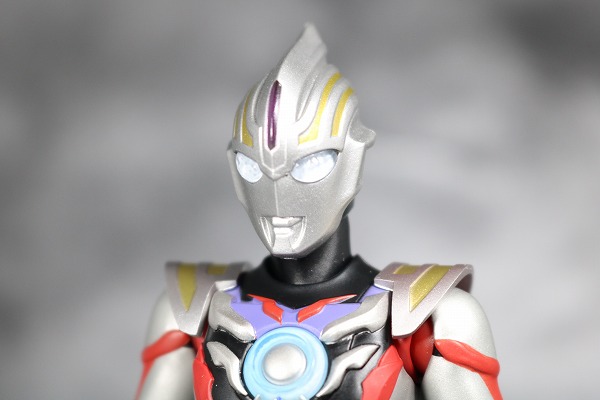 S.H.フィギュアーツ　ウルトラマンオーブ　スペシウムゼペリオン　レビュー　全身