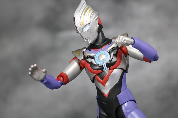 S.H.フィギュアーツ　ウルトラマンオーブ　スペシウムゼペリオン　レビュー　アクション 