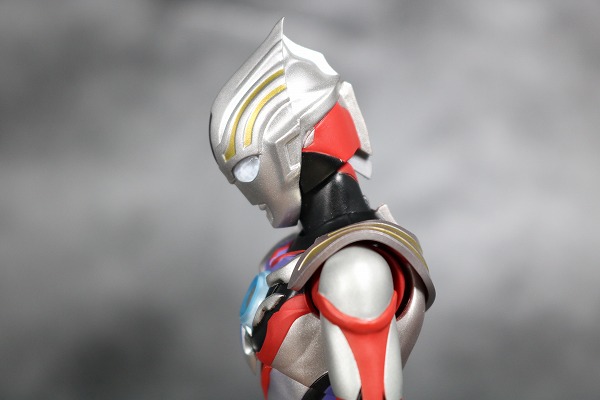 S.H.フィギュアーツ　ウルトラマンオーブ　スペシウムゼペリオン　レビュー　可動 