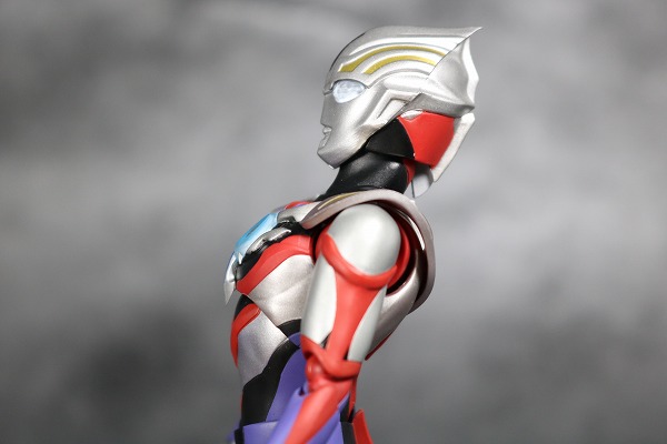 S.H.フィギュアーツ　ウルトラマンオーブ　スペシウムゼペリオン　レビュー　可動 