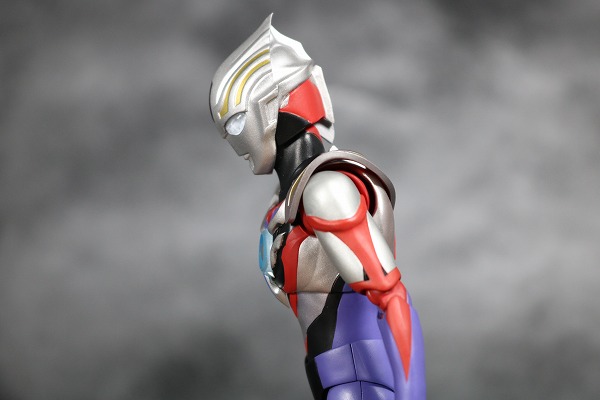 S.H.フィギュアーツ　ウルトラマンオーブ　スペシウムゼペリオン　レビュー　可動