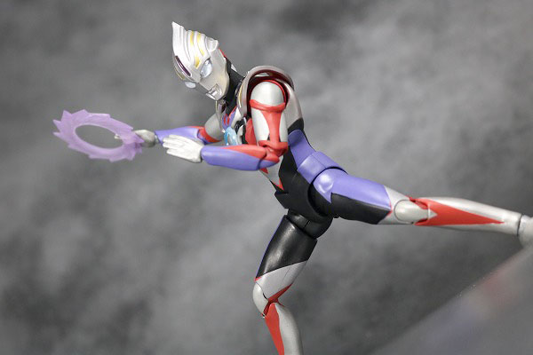 S.H.フィギュアーツ　ウルトラマンオーブ　スペシウムゼペリオン　レビュー　アクション 