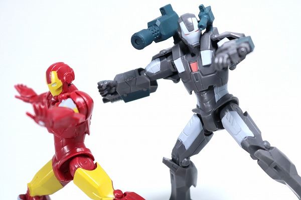 ハイパーモーションズ　ウォーマシン　ディスクウォーズ・アベンジャーズ　レビュー　アクション 