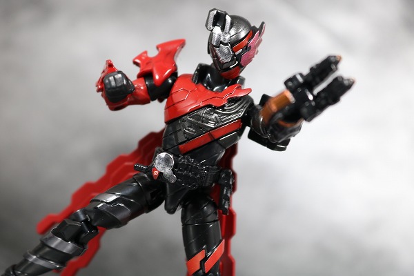 創動　仮面ライダービルド　BUILD5　フェニックスロボ　アクション　レビュー 