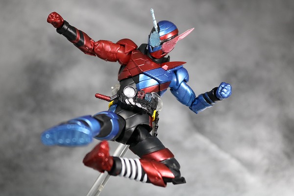 S.H.フィギュアーツ　仮面ライダービルド　ラビットタンク　フォーム　レビュー　アクション