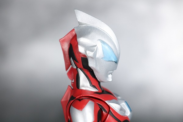 S.H.フィギュアーツ　ウルトラマンジード　プリミティブ　レビュー　全身