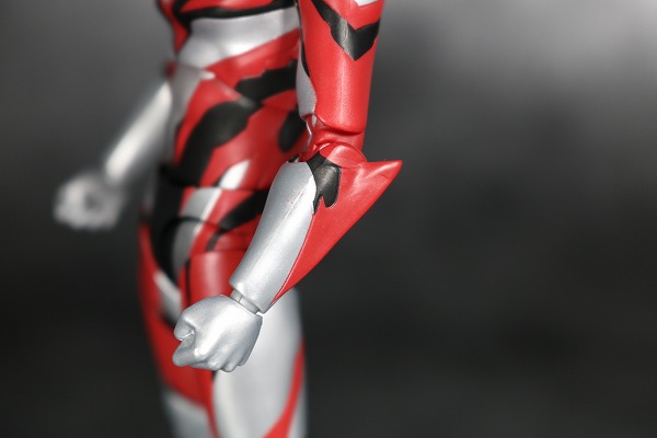 S.H.フィギュアーツ　ウルトラマンジード　プリミティブ　レビュー　全身