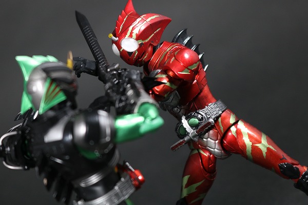 S.H.フィギュアーツ　仮面ライダーアマゾンアルファ（2nd season Ver.）　レビュー　アクション