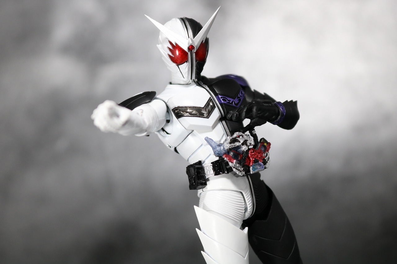 S.H.フィギュアーツ　仮面ライダーW ファングジョーカー　真骨彫製法　レビュー