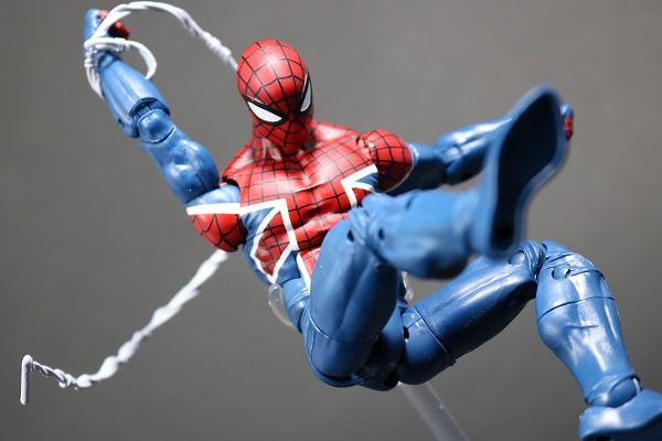 マーベルレジェンド　スパイダーUK　レビュー　アクション