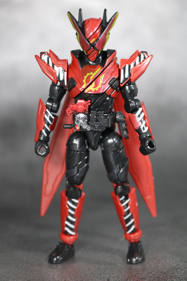 創動　仮面ライダービルド　BUILD8 Feat.装動　仮面ライダービルド ラビットラビットフォーム　 レビュー　全身