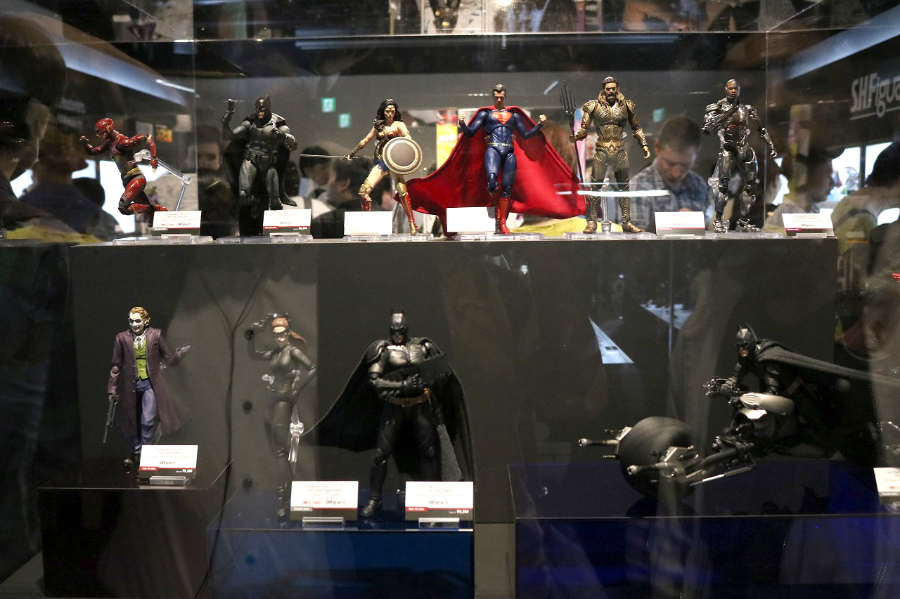 TAMASHII Comic-Con タマシイコミコン　DCコミックス　ジャスティスリーグ　ニンジャバットマン