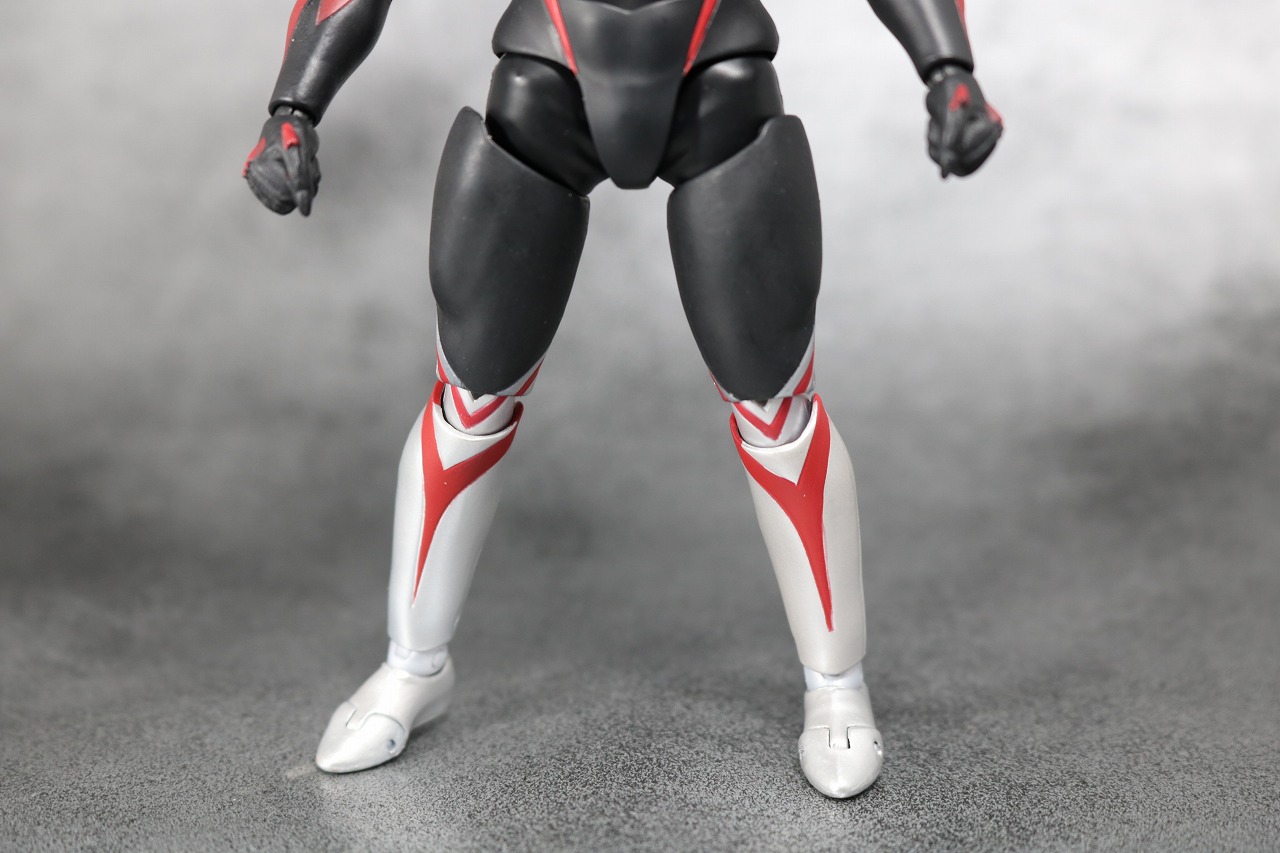 S.H.フィギュアーツ　ウルトラマンオーブ　サンダーブレスター　レビュー　全身