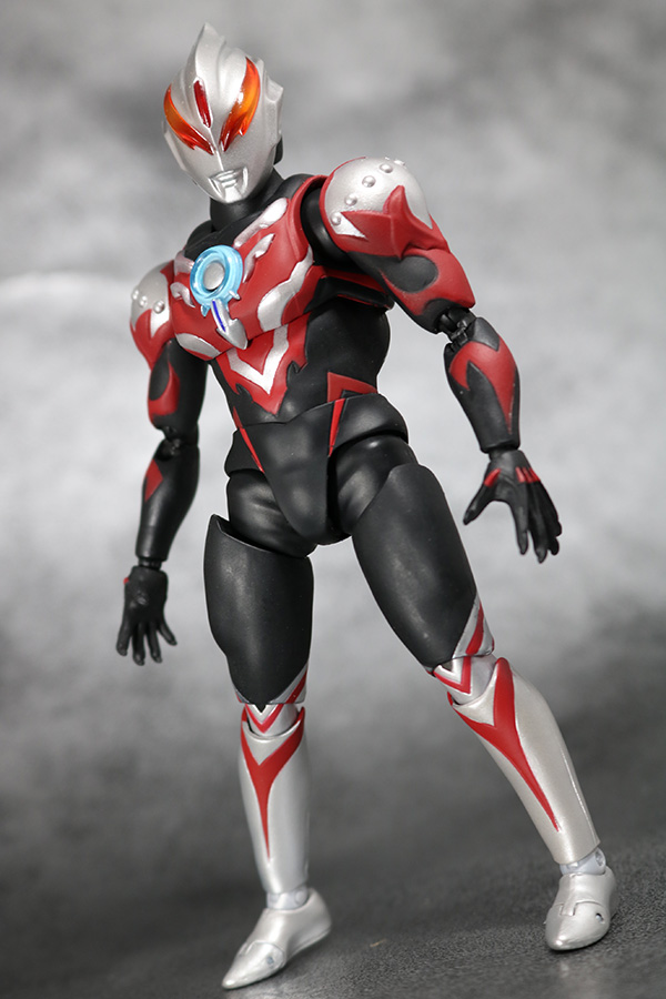 S.H.フィギュアーツ　ウルトラマンオーブ　サンダーブレスター　レビュー　アクション