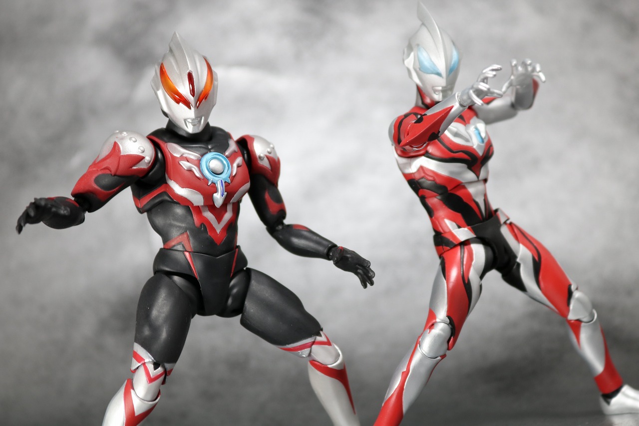 S.H.フィギュアーツ　ウルトラマンオーブ　サンダーブレスター　レビュー　アクション