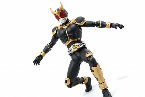 S.H.フィギュアーツ　仮面ライダークウガ　アメイジングマイティ　真骨彫製法　レビュー　アクション