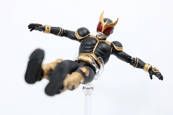 S.H.フィギュアーツ　仮面ライダークウガ アメイジングマイティ　真骨彫製法　レビュー