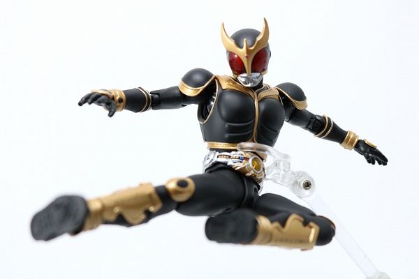 S.H.フィギュアーツ　仮面ライダークウガ　アメイジングマイティ　真骨彫製法　レビュー　アクション