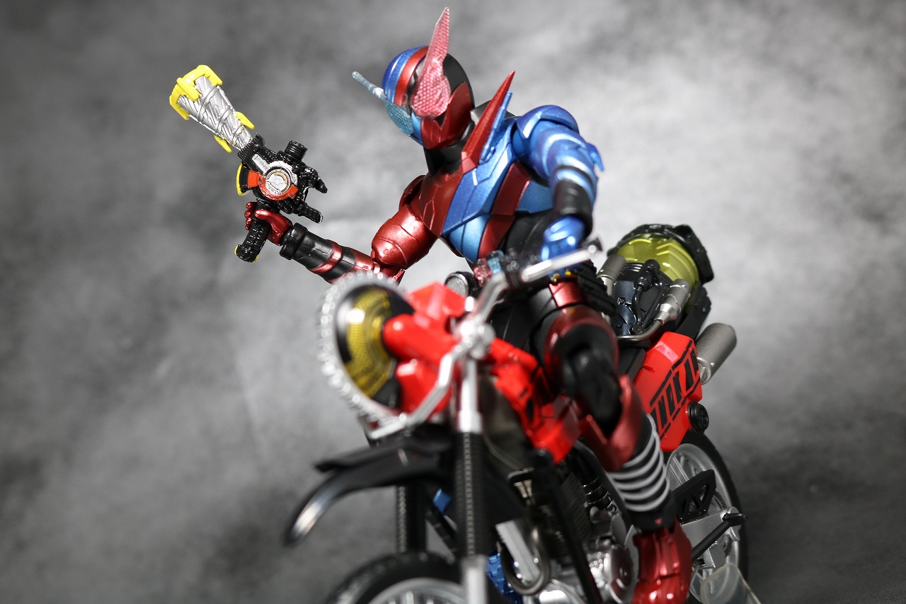 S.H.フィギュアーツ　マシンビルダー　パーツセット　レビュー　仮面ライダービルド　バイク　アクション