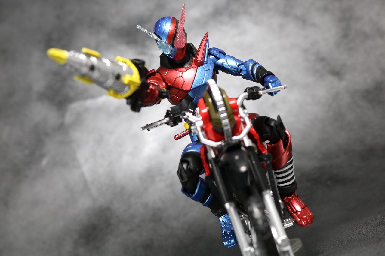 S.H.フィギュアーツ　マシンビルダー　パーツセット　レビュー　仮面ライダービルド　バイク　アクション