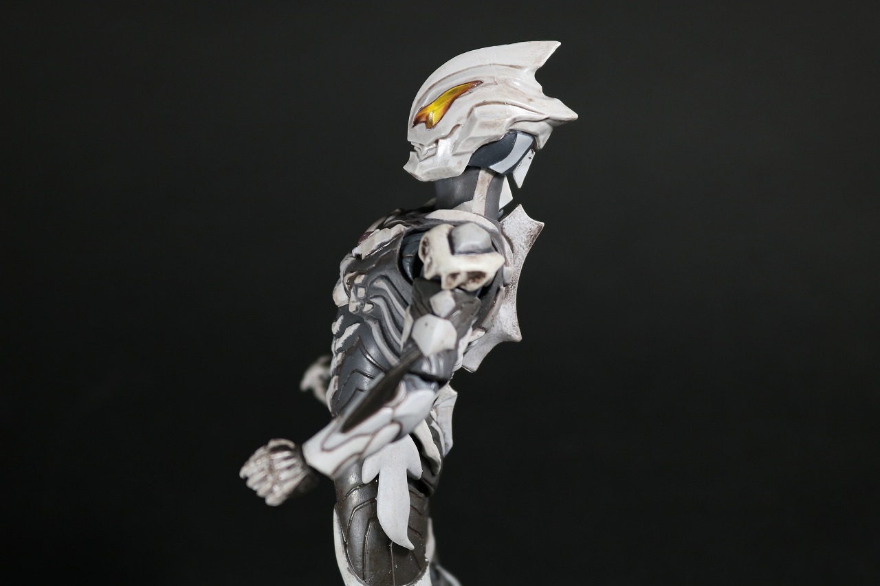 S.H.フィギュアーツ　ウルトラマンベリアル　アトロシアス　レビュー　可動範囲